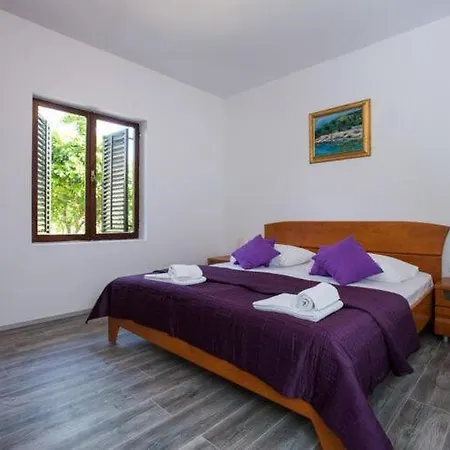 Roza - One-bedroom Daire