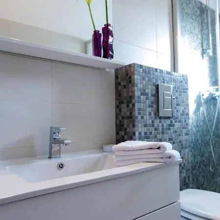 Roza - One-bedroom * Mokošica